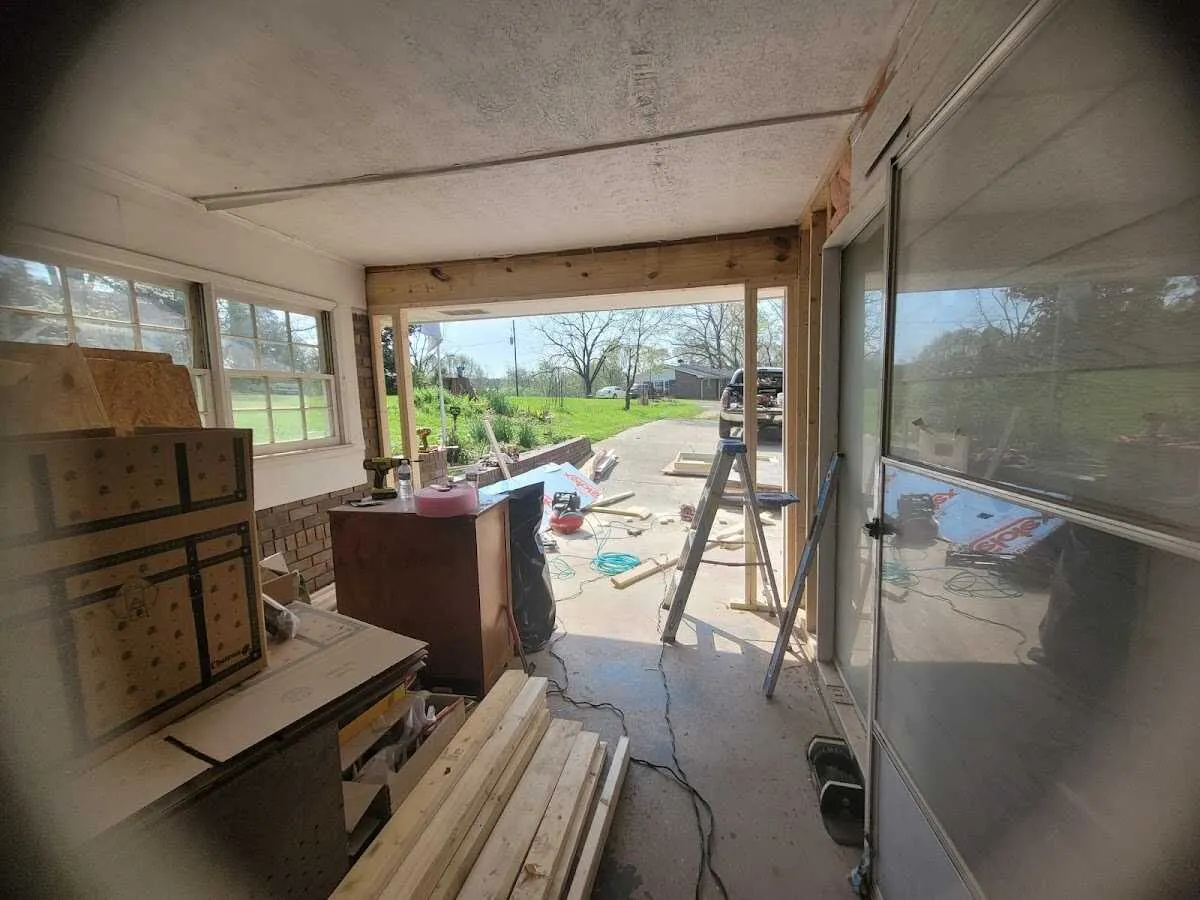 Air movers and dehumidifier for Water Mitigation Services in Lindsay